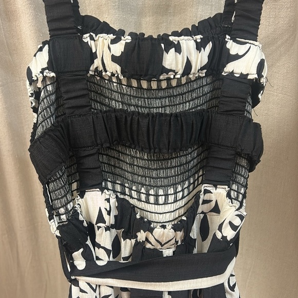 Black and White Jumper - Very J - Picture 3 of 7